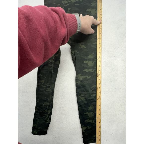 Spanx Womens Size M Look At Me Now Seamless Leggings Camo High Waist Shaping - Picture 5 of 7